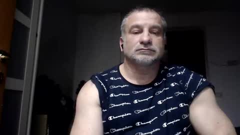 mauro1971 online show from March 7, 10:43 pm