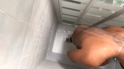 mauroo2025 online show from September 9, 6:19 pm