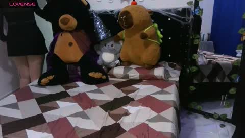 Mav  online show from October 25, 11:27 pm