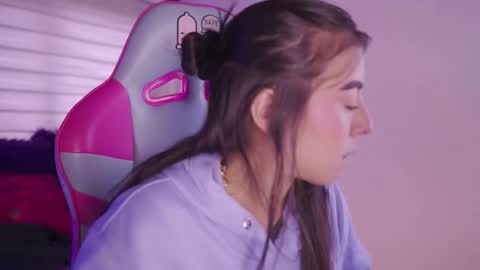 Mavi online show from February 16, 9:24 pm