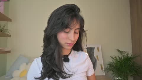 Maria Victoria Schedule 2pm until 9pm GMT-5 online show from May 11, 6:16 pm