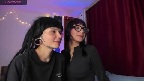 mavimist_ online show from March 26, 2:06 am