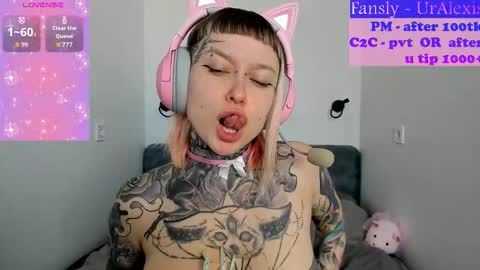 Ur sweet heart online show from October 31, 5:52 am