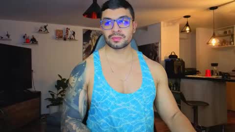 Max online show from November 18, 3:20 am