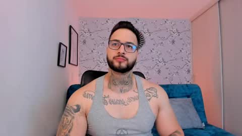 max D. online show from March 24, 12:55 pm