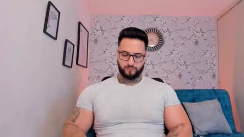 max D. online show from March 10, 11:58 am