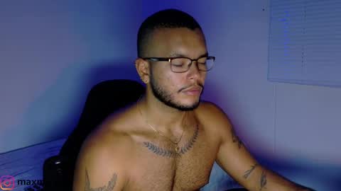 Snapshot of max_meyer chatting on September 9, 11:16 pm max_meyer online show from September 9, 11:16 pm