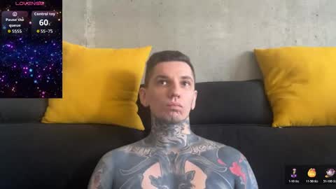    online show from November 23, 7:06 am