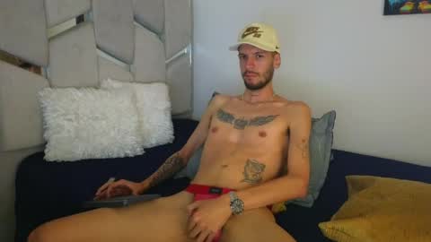 Max Taylor online show from April 10, 6:30 am