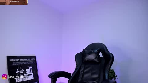 max_valiant1 online show from February 3, 2:53 am