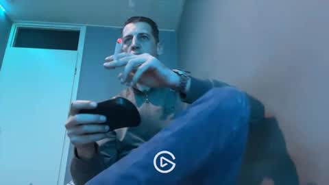 Snapshot of maxbose666 chatting on February 21, 6:59 pm Max online show from February 21, 6:59 pm