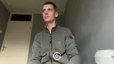 Snapshot of maxbose666 chatting on March 11, 3:45 pm Max online show from March 11, 3:45 pm