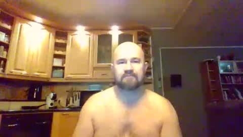 Snapshot of maxhunter chatting on October 22, 5:14 pm maxhunter online show from October 22, 5:14 pm