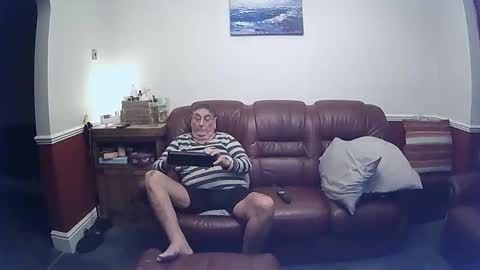 MAX online show from February 22, 10:20 pm