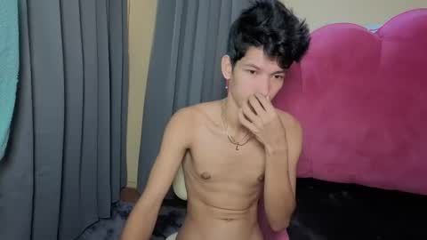 Reyn online show from November 19, 11:25 pm