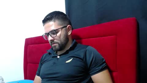 maximo_2000 online show from October 28, 11:39 pm