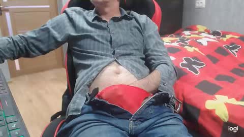 maximus3334 online show from October 23, 10:39 am