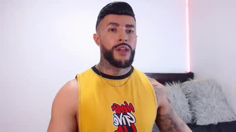 Independent Model online show from September 26, 4:53 am