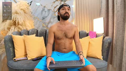 Maximus online show from April 9, 8:47 pm