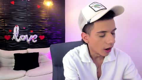 Maximus online show from April 7, 9:17 pm