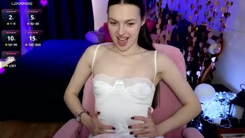 MaxinCarroll online show from April 25, 1:41 pm