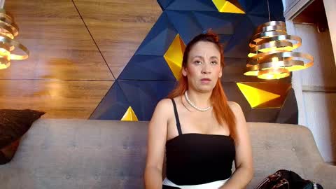 Snapshot of maxx_caprice chatting on September 19, 11:14 am gabby online show from September 19, 11:14 am