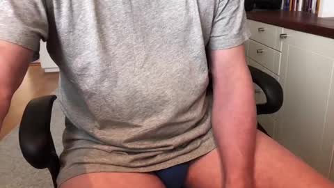 Snapshot of maxx_martin chatting on March 7, 10:35 am Max online show from March 7, 10:35 am