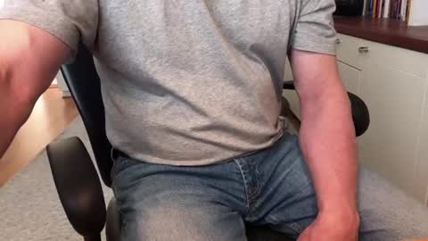 Snapshot of maxx_martin chatting on March 10, 11:45 am Max online show from March 10, 11:45 am
