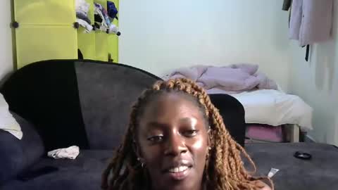 maxxinepetite online show from March 7, 12:26 am