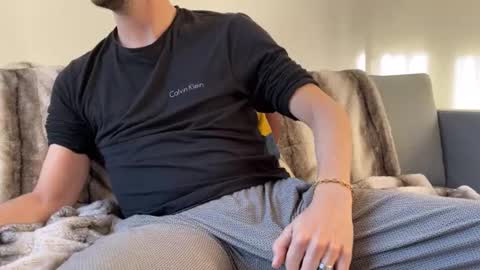 MaxXxurbate online show from December 15, 12:49 pm