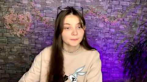 may online show from June 28, 6:26 pm