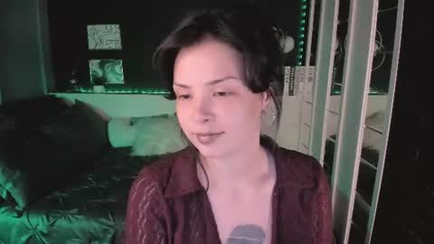Maya online show from July 8, 2:20 pm