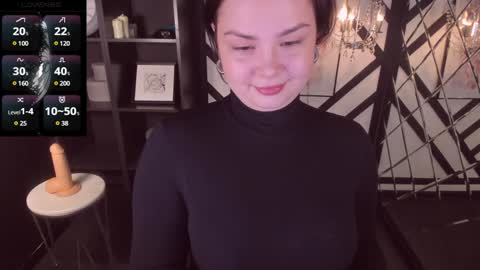 Woman online show from January 28, 5:03 pm