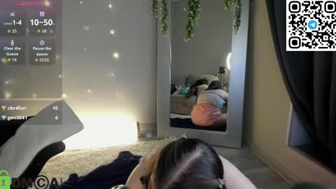 Maya online show from May 23, 1:34 am