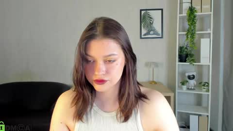 Mimi online show from May 31, 1:26 am