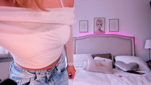 Mayajhons online show from February 15, 1:54 pm