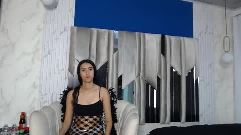 Snapshot of mayamonroe1 chatting on September 28, 2:15 pm Maya Monroe online show from September 28, 2:15 pm