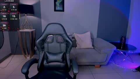 Maya online show from May 13, 8:18 pm