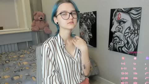 Mia online show from January 21, 1:50 am