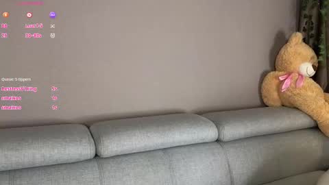 Mia online show from January 20, 4:43 am