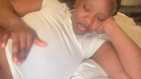 mayluvsu online show from March 22, 2:48 am