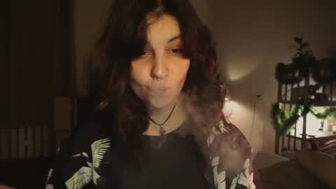 Snapshot of maymary_ chatting on January 2, 6:18 am Mary . online show from January 2, 6:18 am