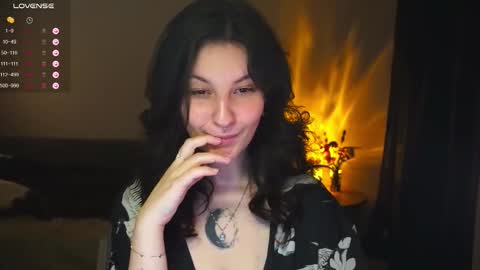 Mary  . online show from November 26, 6:10 am