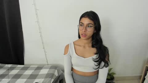 mazikeen_18 online show from October 9, 12:21 pm