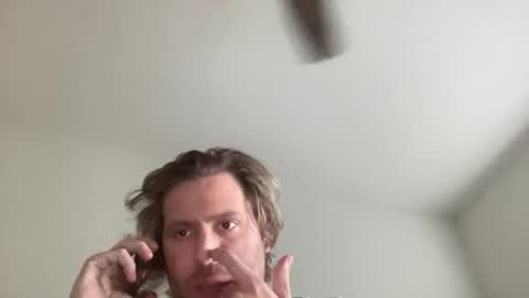 Snapshot of mbnc chatting on December 8, 7:32 pm lol online show from December 8, 7:32 pm