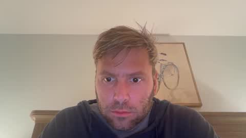 Snapshot of mbnc chatting on September 25, 12:17 am lol online show from September 25, 12:17 am