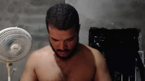 Mcgregor online show from November 18, 12:35 am