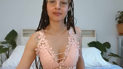Mckayla online show from May 20, 4:02 pm