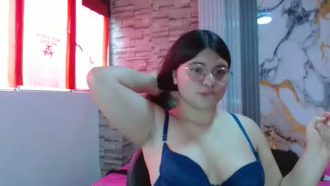 mackenna av online show from November 13, 7:16 pm