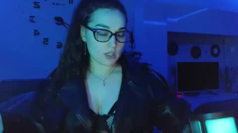 Melissa online show from December 26, 4:43 am